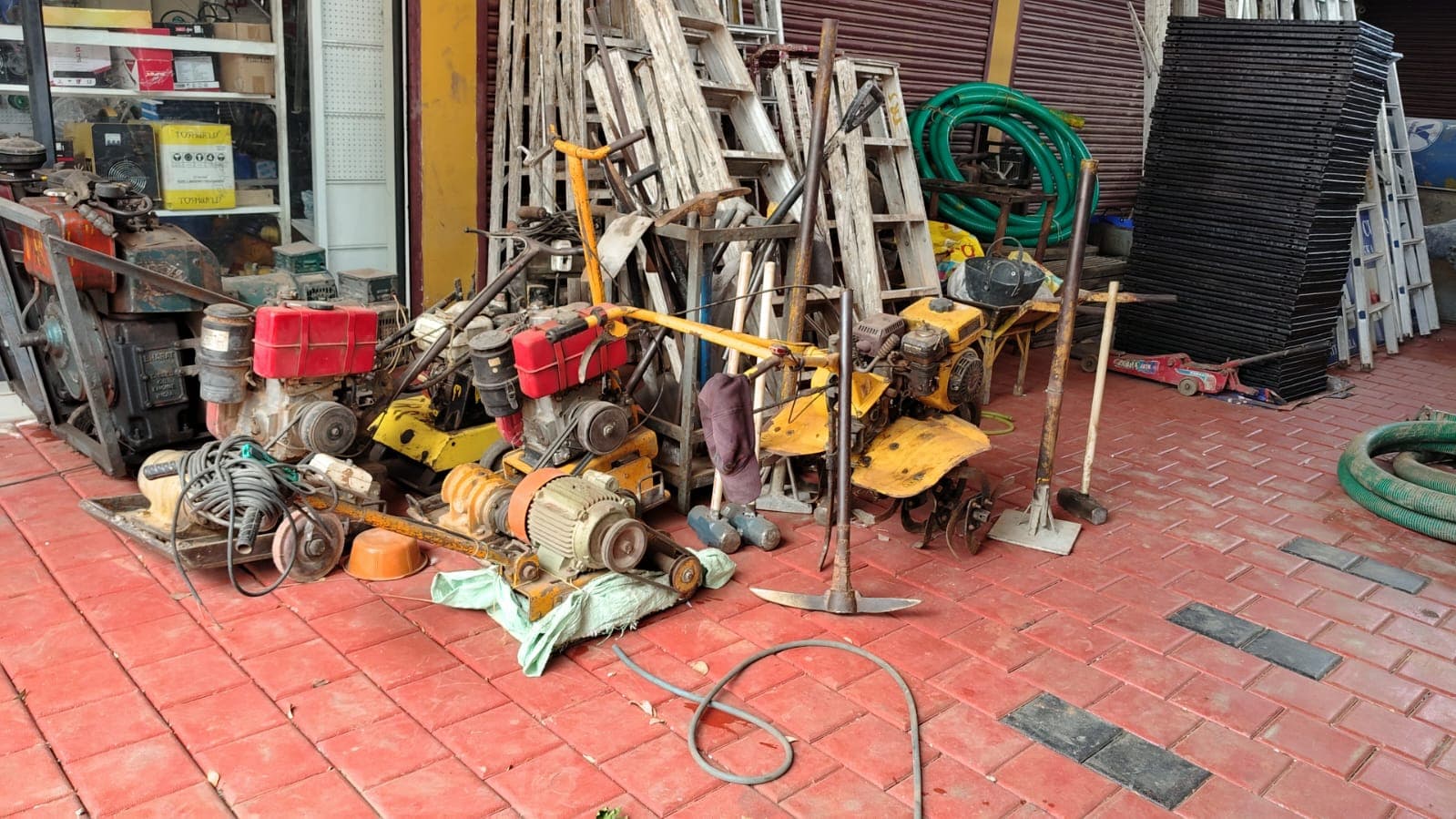 Floor saws and concrete cutting machines at our Palakkad yard